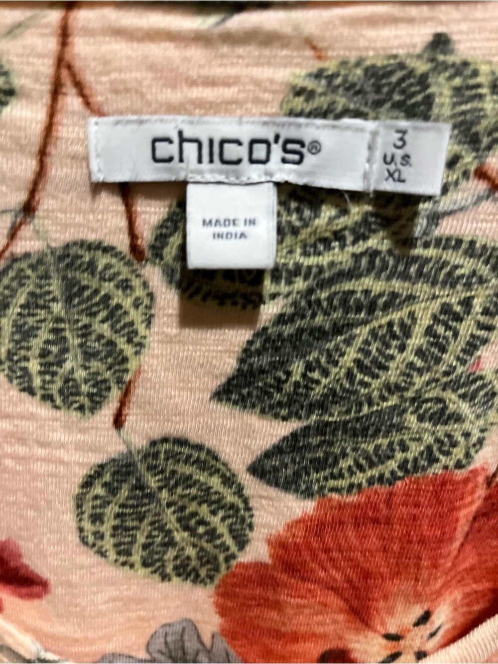08. WOMENS CHICO’S 3/XL DETAIL TOP - Picture 5 of 8